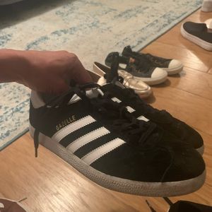 Adidas Gazelle sneaker. Good condition